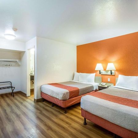 Motel 6-Youngtown, Az - Phoenix - Sun City Екстериор снимка